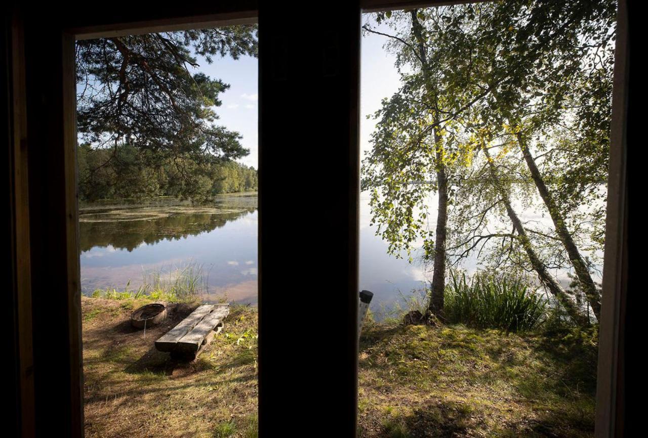 Old Finnish Lakeside Cottage With Sauna Оулу Екстер'єр фото
